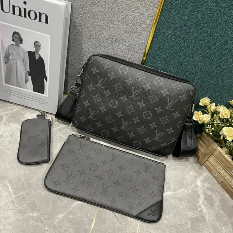 louis vuitton aaa homme mini sac a main s_113a2a73